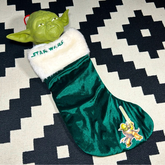 STAR WARS, talking Yoda stocking!! - Picture 1 of 13
